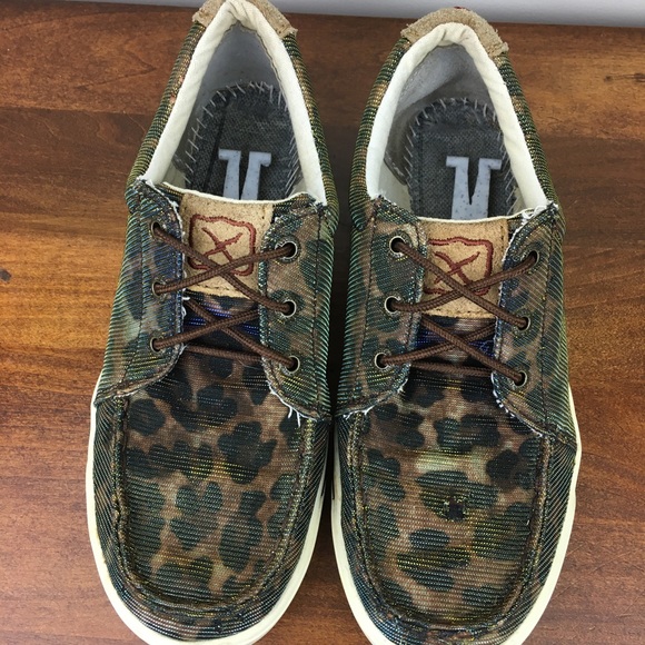 Twisted X WCA0023 Shiny Leopard Low Cut Sneakers Casual Shoes Women's 6M. - Picture 10 of 14